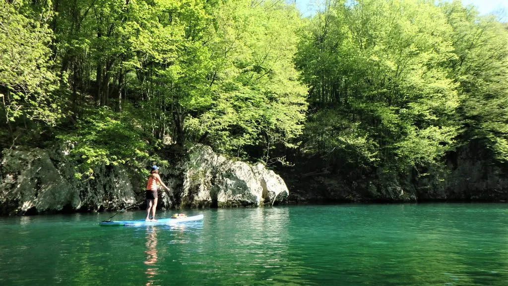 Explore la naturaleza virgen del río Soča